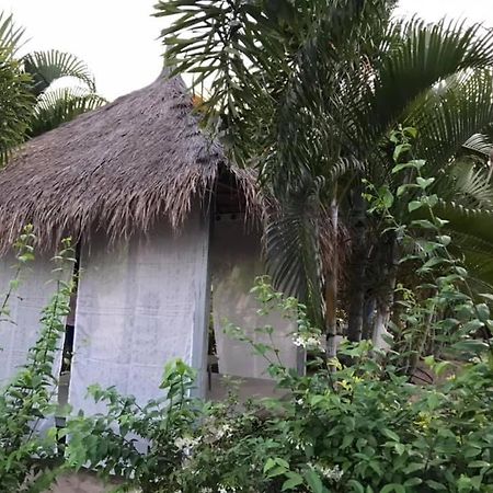 Tinna Resort Ban Nong Mai Ngam ภายนอก รูปภาพ