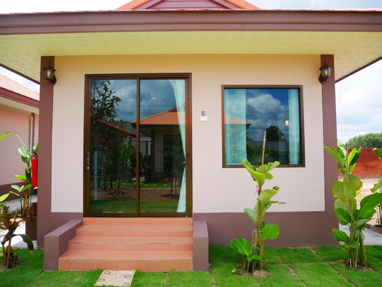 Tinna Resort Ban Nong Mai Ngam ภายนอก รูปภาพ