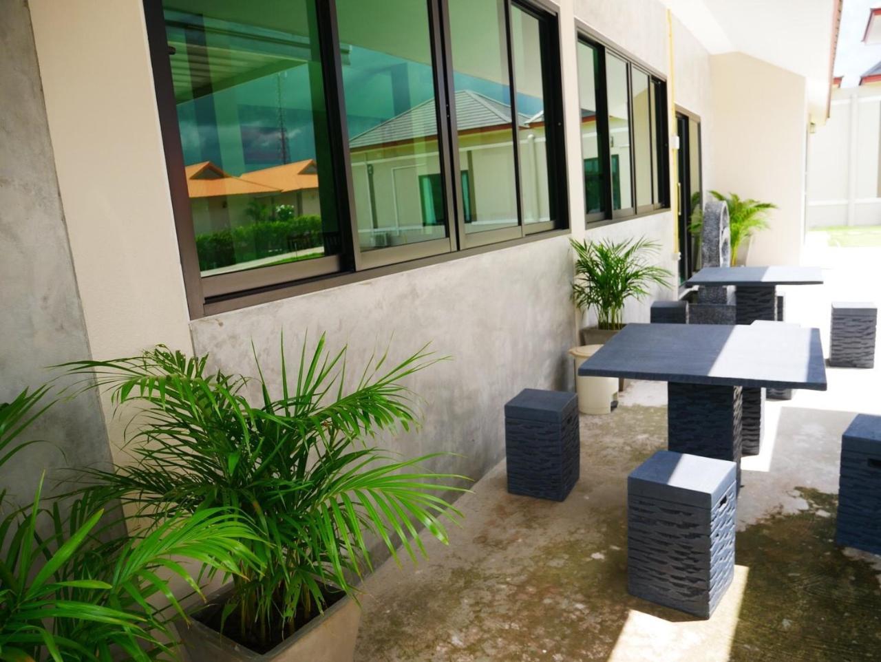 Tinna Resort Ban Nong Mai Ngam ภายนอก รูปภาพ