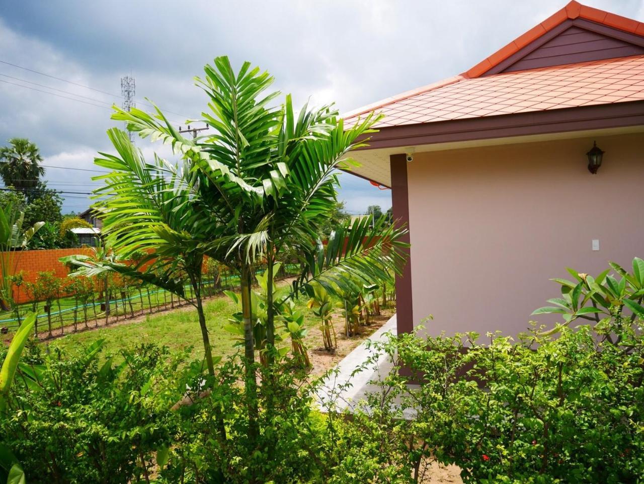 Tinna Resort Ban Nong Mai Ngam ภายนอก รูปภาพ